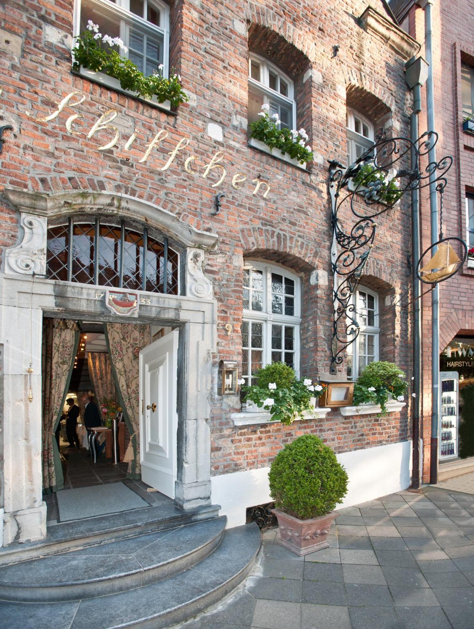 Hotel Barbarossa Düsseldorf Zewnętrze zdjęcie